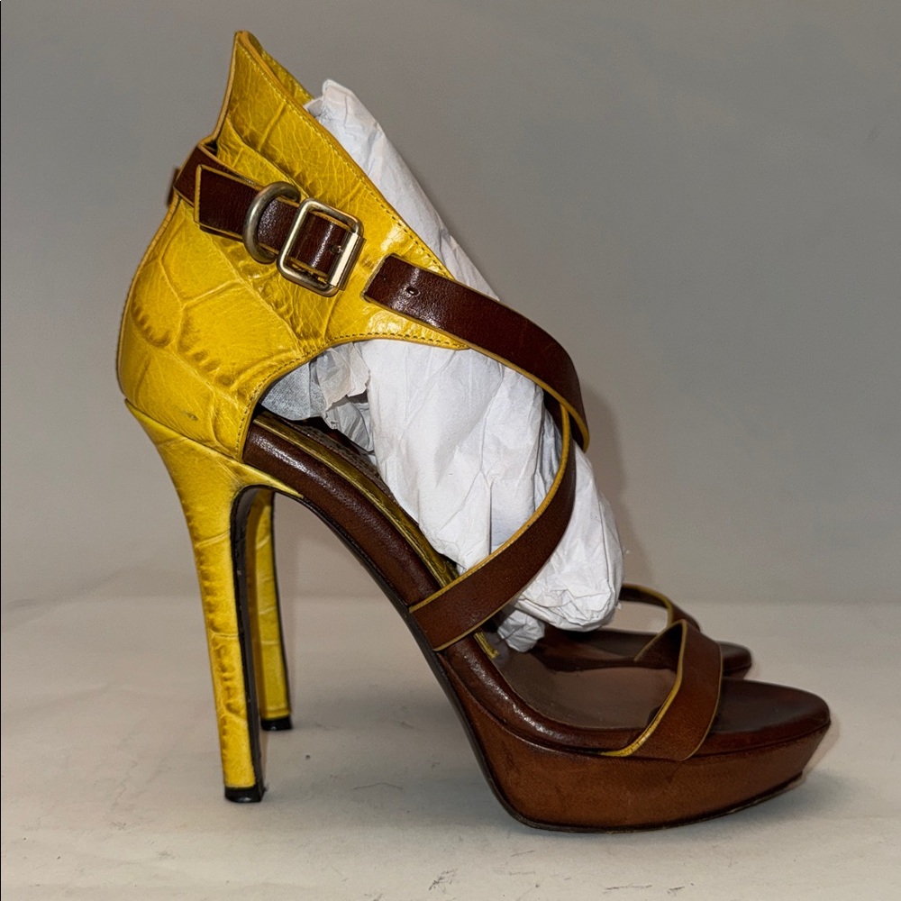 Vivienne Westwood used hells in leather embossed crocco IT37 US6